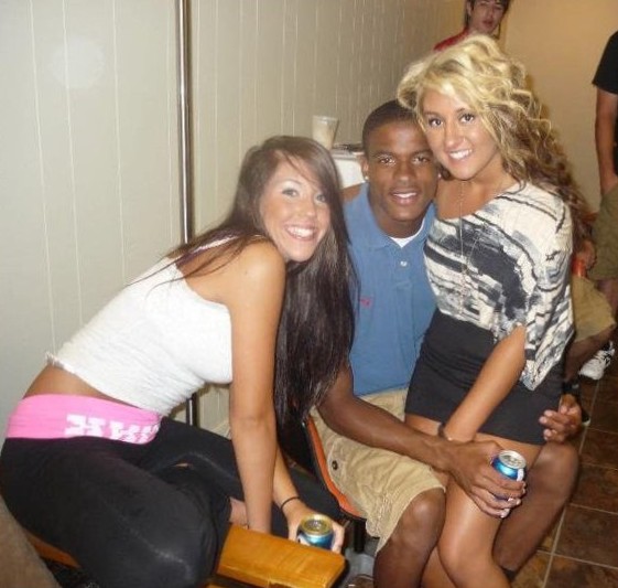 My cuz like them white girls too